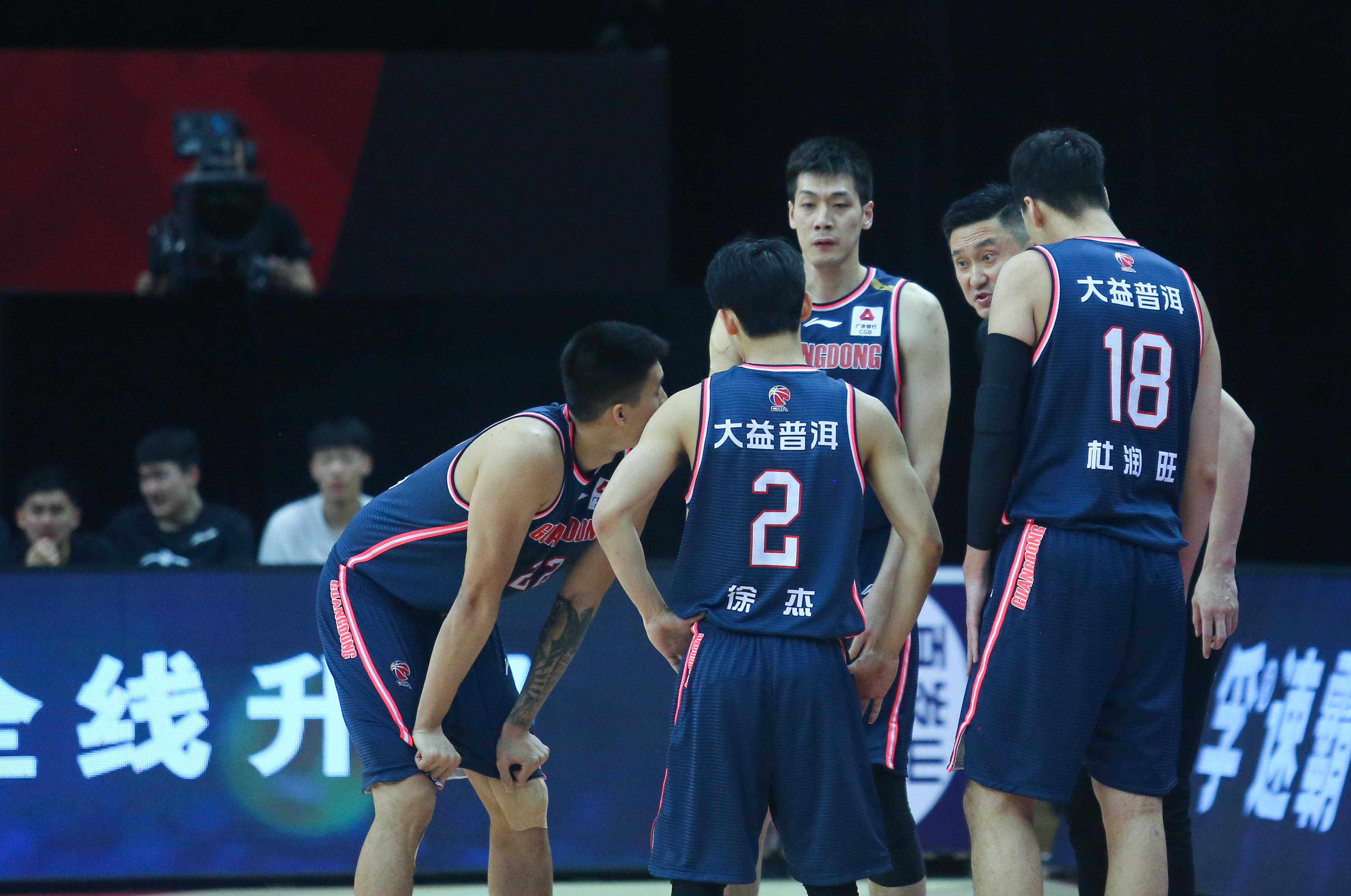 金年会体育太狠了！本菲卡围绕CBA常规赛内部沟通山东男篮外线爆发备战全明星赛，今晚门兴格拉德巴赫调整名单以备西甲的简单介绍